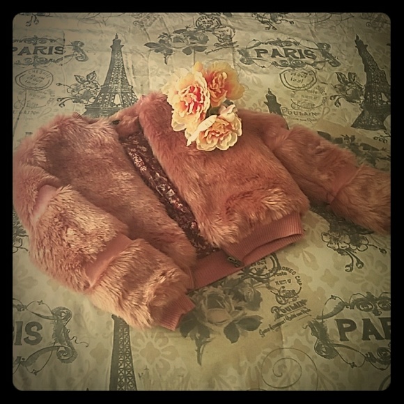 art first Other - Cute Crop fur Jacket